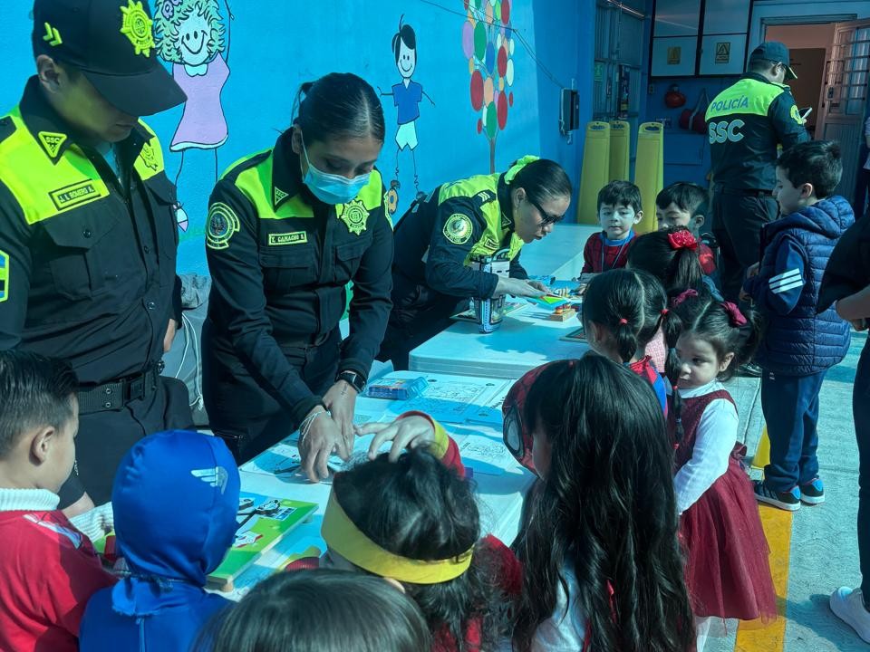 Taller de seguridad vial con la policía
